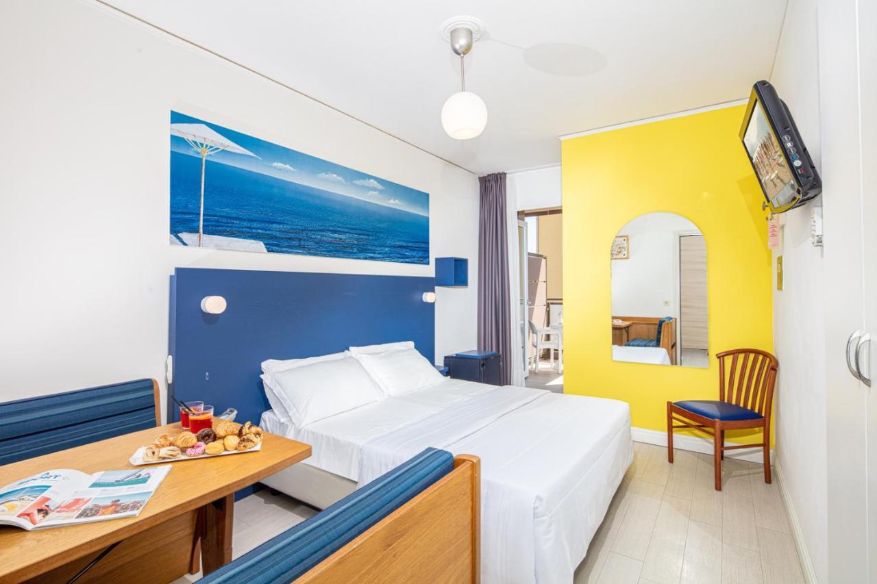 Hotel Alexander Bibione Dış mekan fotoğraf