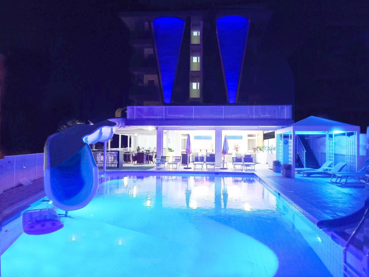 Hotel Alexander Bibione Dış mekan fotoğraf